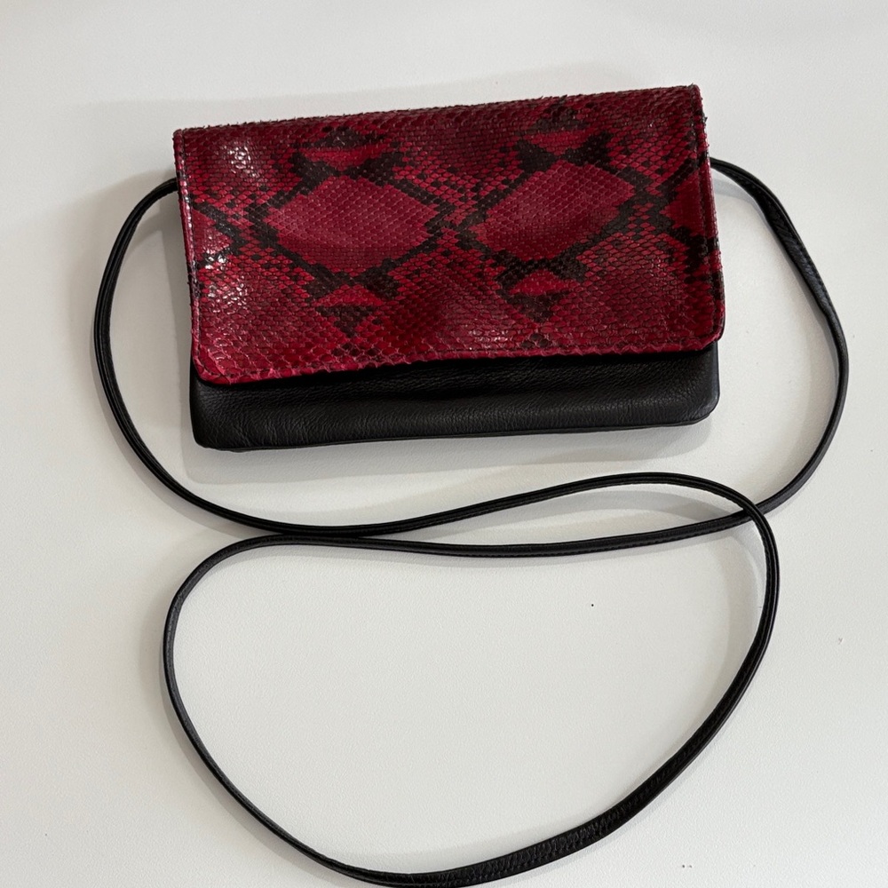 Elegant Red and Black Crossbody Bag